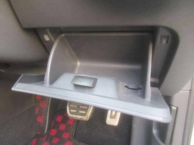 フォルクスワーゲン ゴルフ ＧＴＩ H26年 (関東) 99