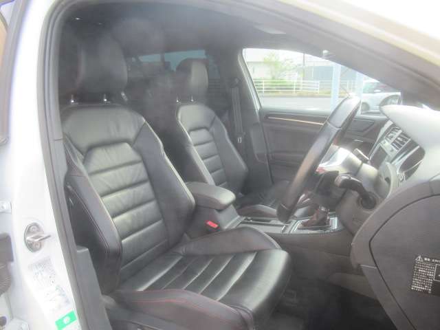 フォルクスワーゲン ゴルフ ＧＴＩ H26年 (関東) 99