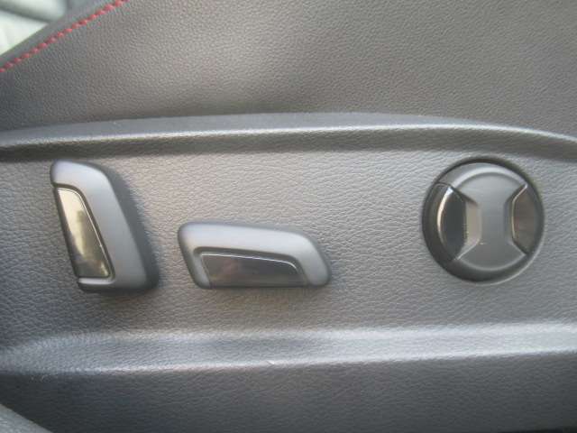 フォルクスワーゲン ゴルフ ＧＴＩ H26年 (関東) 99