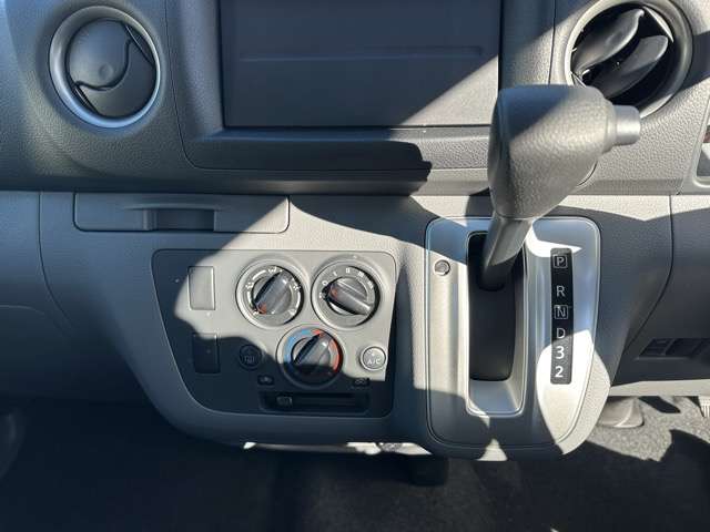 日産 ＮＶ３５０キャラバン ２．０ ＤＸ ロングボディ R3年 (東海) 99