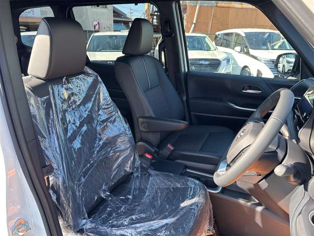 トヨタ ノア １．８ ハイブリッド Ｓ－Ｚ R6年 (近畿) 99