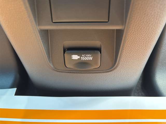 トヨタ ノア １．８ ハイブリッド Ｓ－Ｚ R6年 (近畿) 99