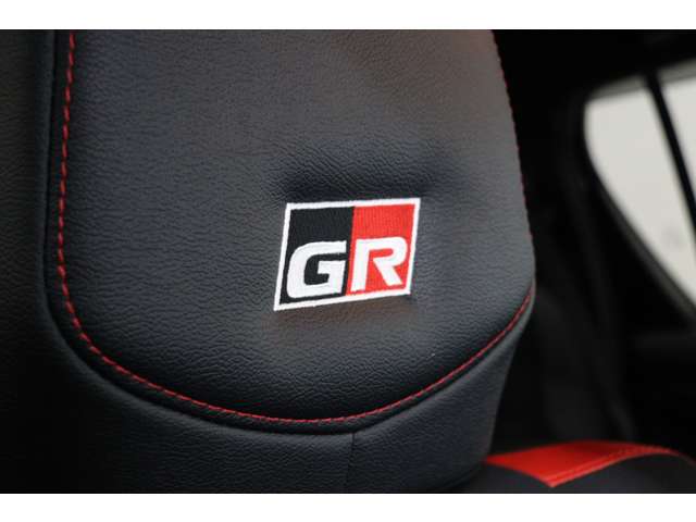 トヨタ ハイラックス ２．４ Ｚ ＧＲスポーツ ディーゼルターボ ４ＷＤ R6年 (東海) 99