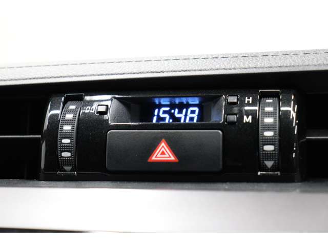 トヨタ ハイラックス ２．４ Ｚ ＧＲスポーツ ディーゼルターボ ４ＷＤ R6年 (東海) 99