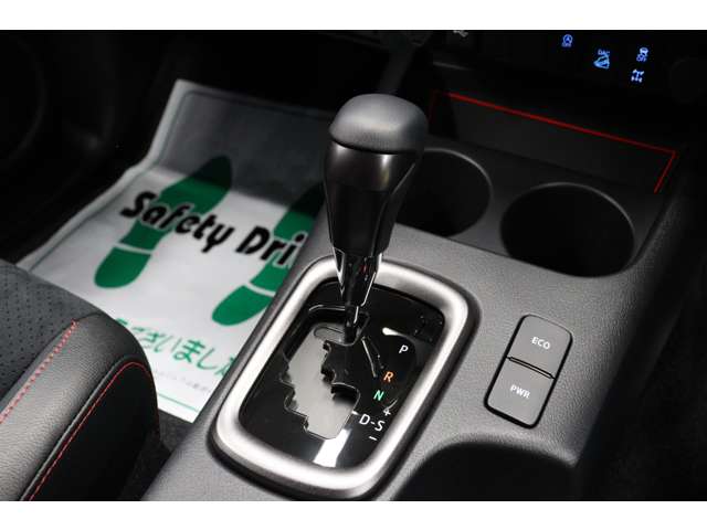 トヨタ ハイラックス ２．４ Ｚ ＧＲスポーツ ディーゼルターボ ４ＷＤ R6年 (東海) 99