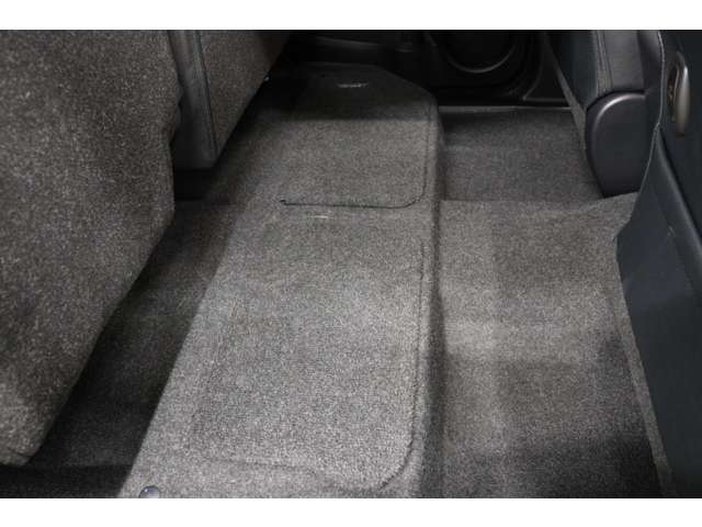 トヨタ ハイラックス ２．４ Ｚ ＧＲスポーツ ディーゼルターボ ４ＷＤ R6年 (東海) 99