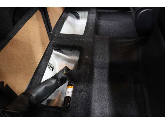 トヨタ ハイラックス ２．４ Ｚ ＧＲスポーツ ディーゼルターボ ４ＷＤ R6年 (東海) 99