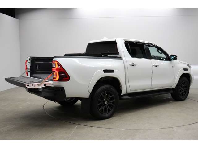 トヨタ ハイラックス ２．４ Ｚ ＧＲスポーツ ディーゼルターボ ４ＷＤ R6年 (東海) 99