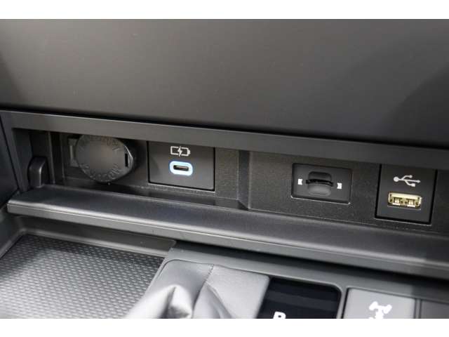 トヨタ ランドクルーザー ３．５ ＺＸ ４ＷＤ R5年 (東海) 99