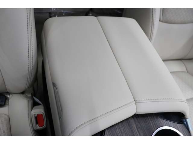 トヨタ ランドクルーザー ３．５ ＺＸ ４ＷＤ R5年 (東海) 99