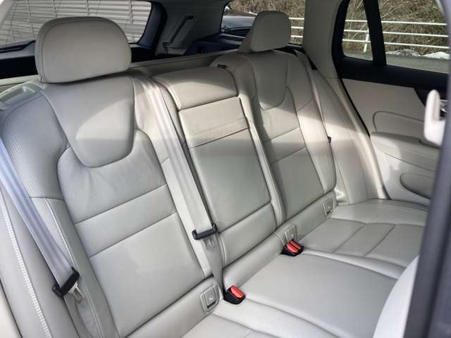 ボルボ Ｖ６０ Ｔ５　インスクリプション H30年 (東北) 99