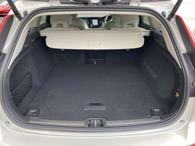 ボルボ Ｖ６０ Ｔ５　インスクリプション H30年 (東北) 99