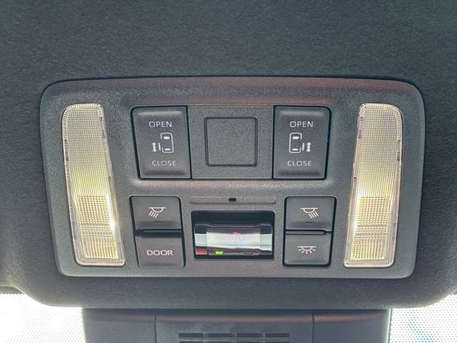 トヨタ ノア １．８ ハイブリッド Ｓ－Ｚ R6年 (近畿) 99