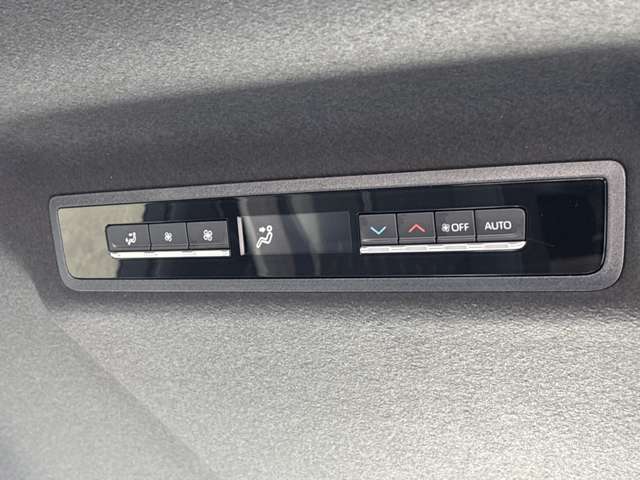 トヨタ ノア １．８ ハイブリッド Ｓ－Ｚ R6年 (近畿) 99