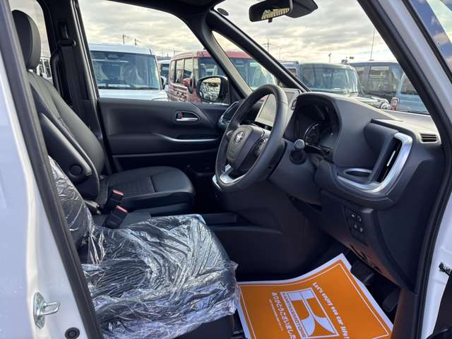 トヨタ ノア １．８ ハイブリッド Ｓ－Ｚ R6年 (近畿) 99