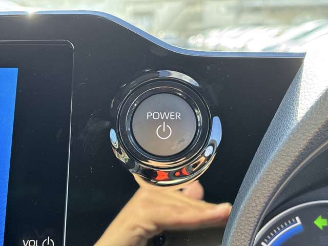 トヨタ ノア １．８ ハイブリッド Ｓ－Ｚ R6年 (近畿) 99