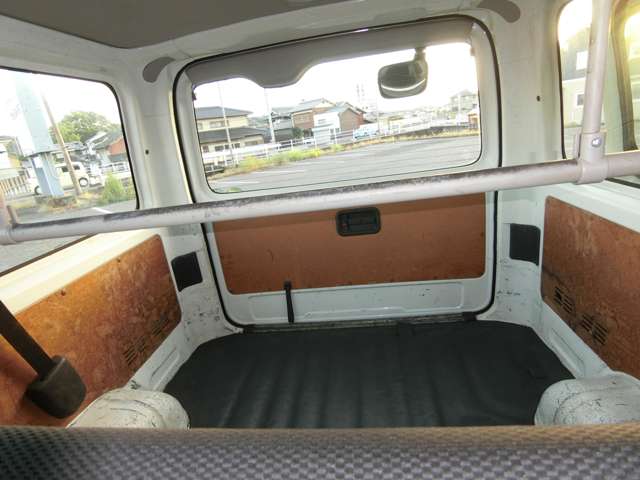 トヨタ ハイエースバン ２．０ ＤＸ ロング R1年 (中国) 99