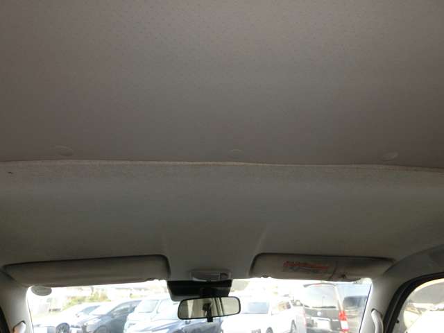 トヨタ ハイエースバン ２．０ ＤＸ ロング R1年 (中国) 99