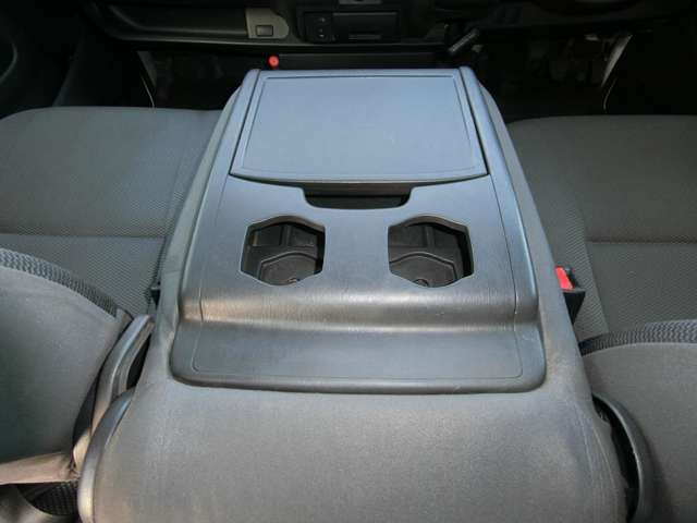 トヨタ ハイエースバン ２．０ ＤＸ ロング R1年 (中国) 99