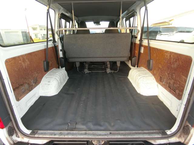 トヨタ ハイエースバン ２．０ ＤＸ ロング R1年 (中国) 99