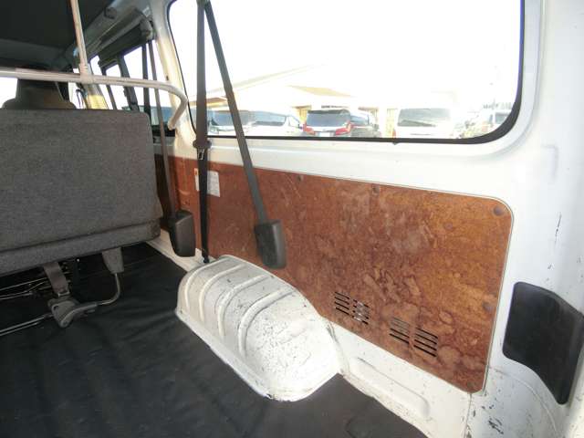 トヨタ ハイエースバン ２．０ ＤＸ ロング R1年 (中国) 99