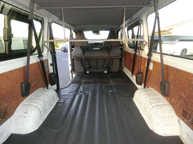 トヨタ ハイエースバン ２．０ ＤＸ ロング R1年 (中国) 99