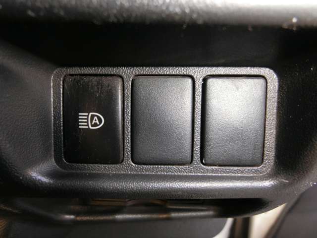 トヨタ ハイエースバン ２．０ ＤＸ ロング R1年 (中国) 99