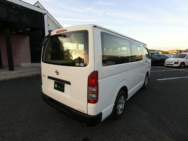 トヨタ ハイエースバン ２．０ ＤＸ ロング R1年 (中国) 99