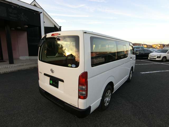 トヨタ ハイエースバン ２．０ ＤＸ ロング R1年 (中国) 99