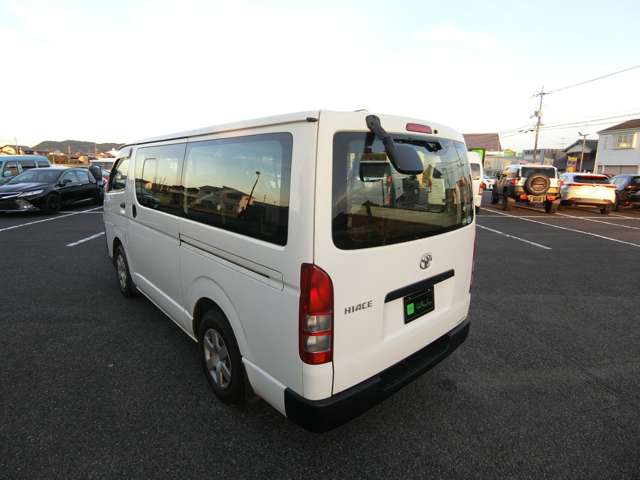 トヨタ ハイエースバン ２．０ ＤＸ ロング R1年 (中国) 99