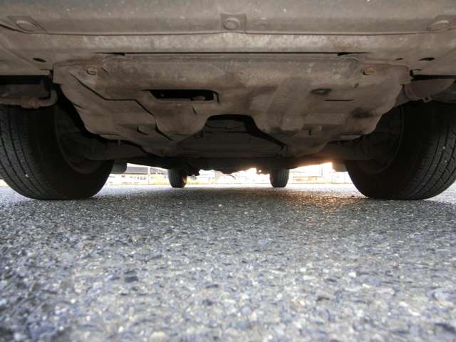 トヨタ ハイエースバン ２．０ ＤＸ ロング R1年 (中国) 99