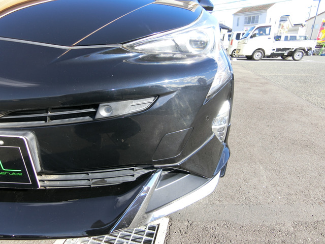 トヨタ プリウス １．８ Ａ ツーリングセレクション H28年 (中国) 99