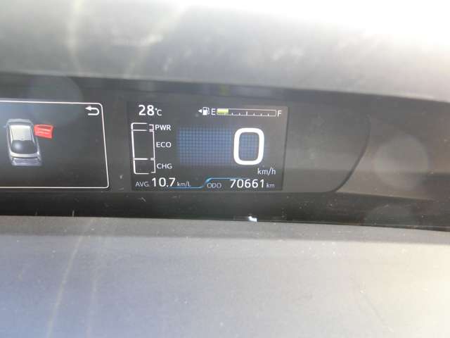 トヨタ プリウス １．８ Ａ ツーリングセレクション H28年 (中国) 99