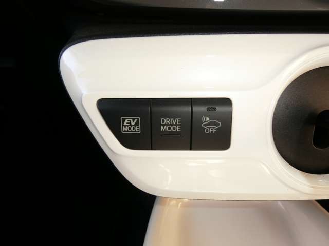 トヨタ プリウス １．８ Ａ ツーリングセレクション H28年 (中国) 99