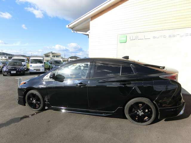 トヨタ プリウス １．８ Ａ ツーリングセレクション H28年 (中国) 99