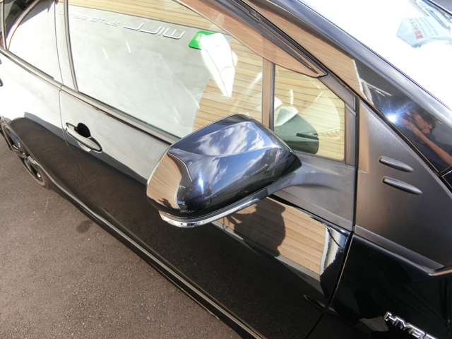 トヨタ プリウス １．８ Ａ ツーリングセレクション H28年 (中国) 99