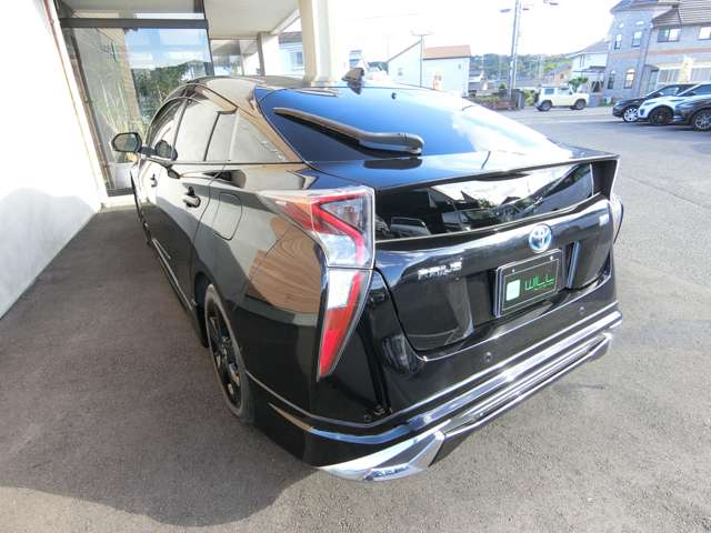 トヨタ プリウス １．８ Ａ ツーリングセレクション H28年 (中国) 99