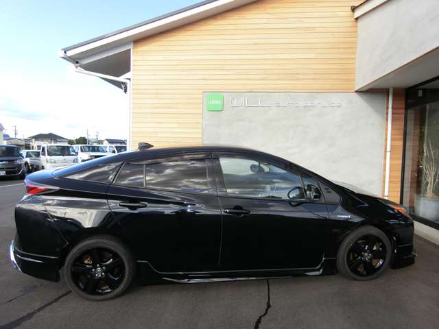 トヨタ プリウス １．８ Ａ ツーリングセレクション H28年 (中国) 99