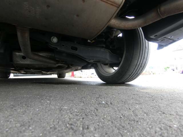 トヨタ プリウス １．８ Ａ ツーリングセレクション H28年 (中国) 99