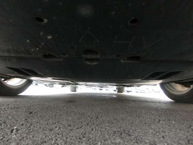 トヨタ プリウス １．８ Ａ ツーリングセレクション H28年 (中国) 99