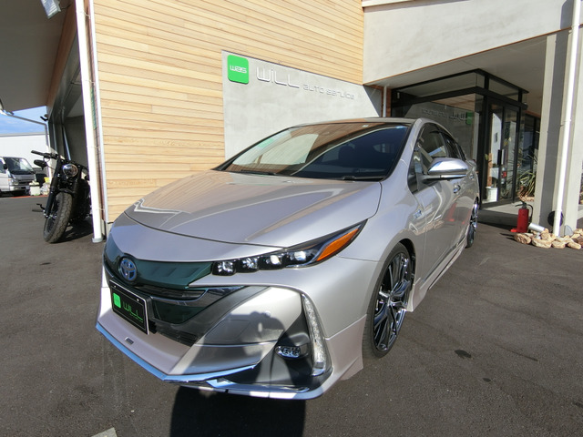 トヨタ プリウスＰＨＶ １．８ Ｓ ナビパッケージ H29年 (中国) 99