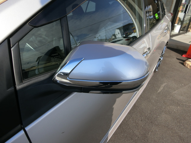 トヨタ プリウスＰＨＶ １．８ Ｓ ナビパッケージ H29年 (中国) 99