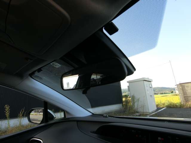 トヨタ プリウスＰＨＶ １．８ Ｓ ナビパッケージ H29年 (中国) 99