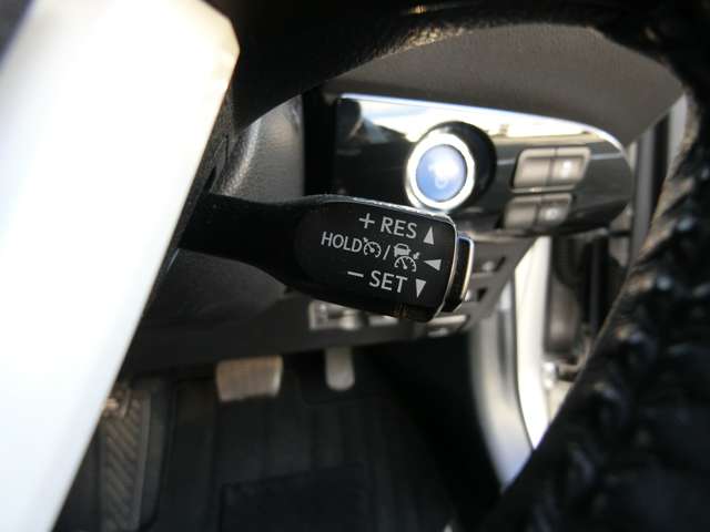 トヨタ プリウスＰＨＶ １．８ Ｓ ナビパッケージ H29年 (中国) 99