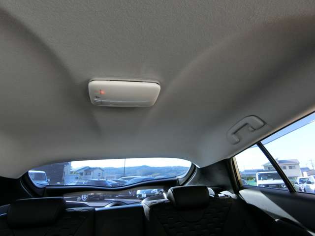 トヨタ プリウスＰＨＶ １．８ Ｓ ナビパッケージ H29年 (中国) 99