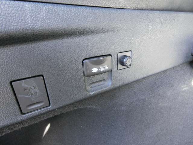 トヨタ プリウスＰＨＶ １．８ Ｓ ナビパッケージ H29年 (中国) 99