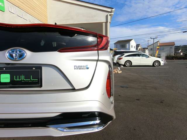 トヨタ プリウスＰＨＶ １．８ Ｓ ナビパッケージ H29年 (中国) 99