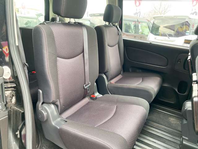 日産 セレナ ２．０ ハイウェイスター Ｓ－ＨＹＢＲＩＤ Ｖセレクション H25年 (九州・沖縄) 99