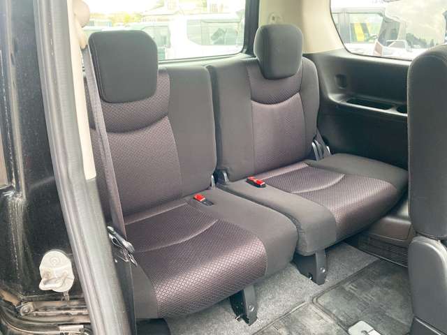 日産 セレナ ２．０ ハイウェイスター Ｓ－ＨＹＢＲＩＤ Ｖセレクション H25年 (九州・沖縄) 99