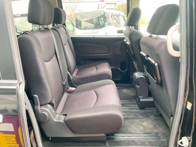 日産 セレナ ２．０ ハイウェイスター Ｓ－ＨＹＢＲＩＤ Ｖセレクション H25年 (九州・沖縄) 99